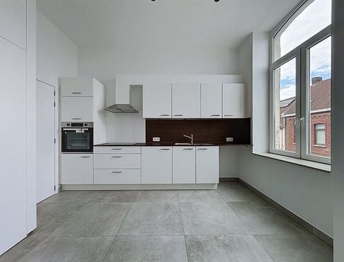                                         Appartement à louer à Dottignies, € 800
