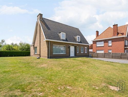                                         Villa te koop in Wielsbeke, € 385.000
