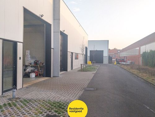                                         Entrepôt à vendre à Zwijndrecht, € 299.000
