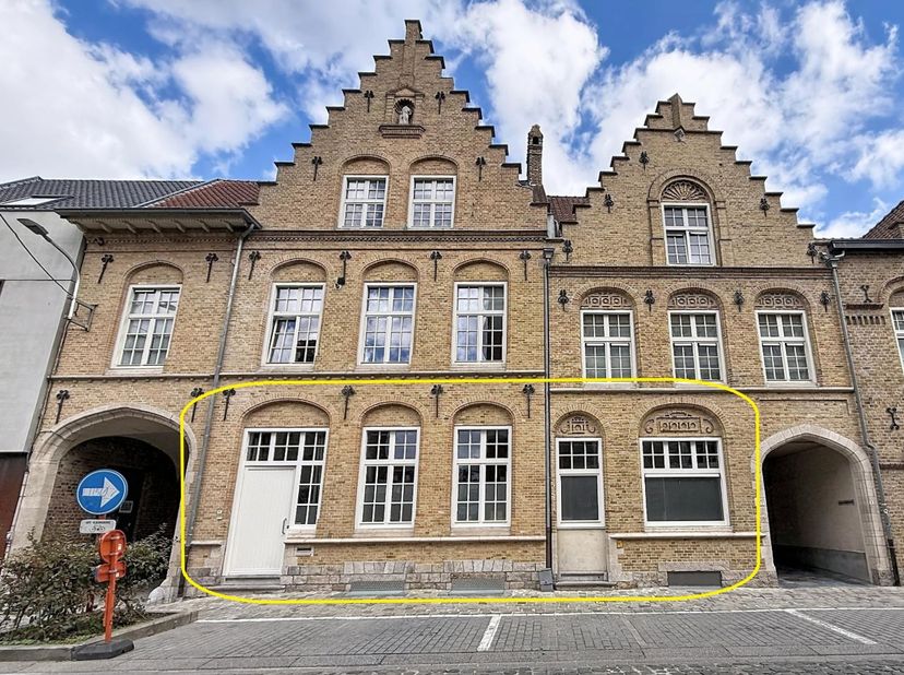 Huis te koop in Sint-Jacobsstraat 5,
                    8900 Ieper