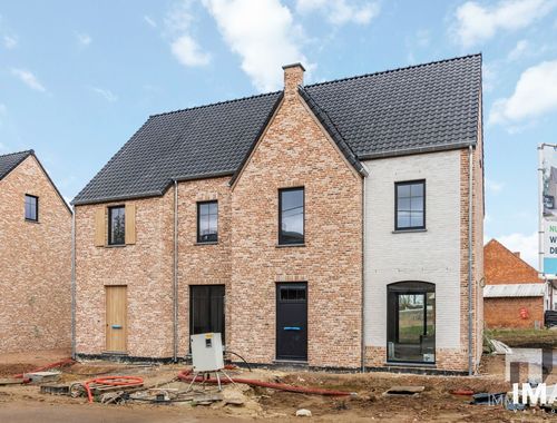                                         Pastorijwoning te koop in Halen, € 385.500
