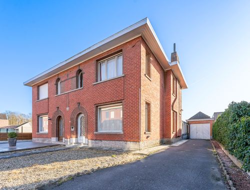                                         Maison à vendre à Wevelgem, € 225.000
