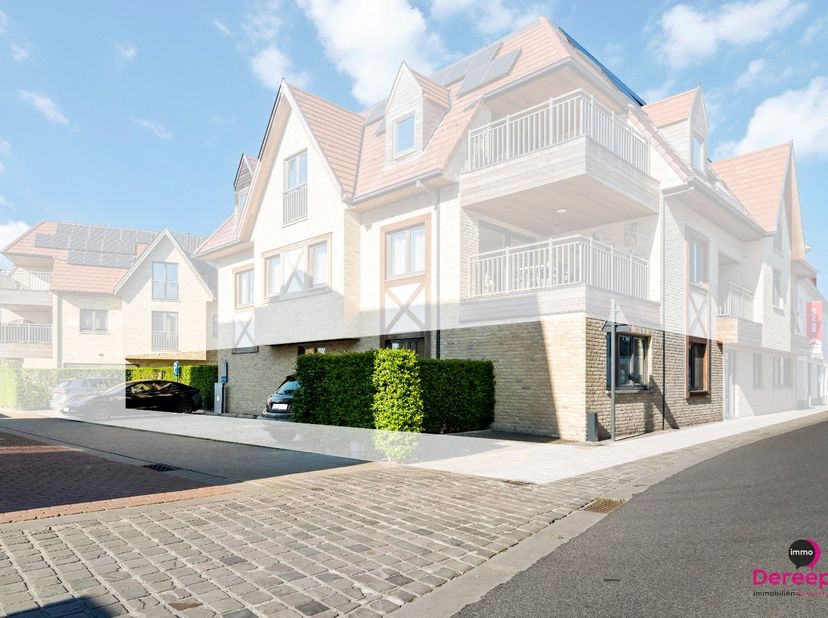 OPENHUIS 23/5 - 10h00 tot 11h00 - OP AFSPRAAK<br />
<br />
Ontdek dit recent (2023) en bijzonder energiezuinig gelijkvloers appartement (E-peil 16), g
