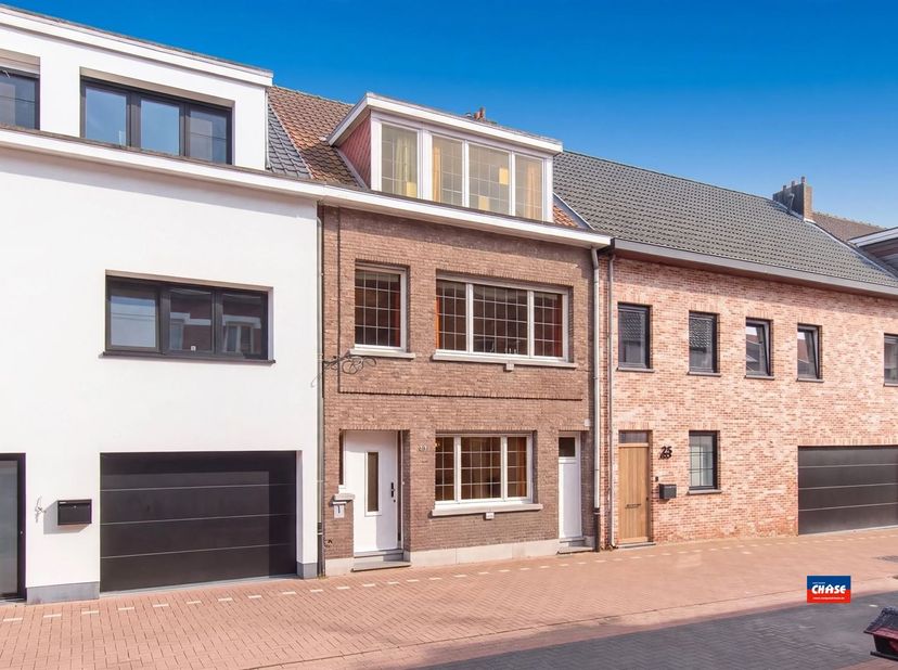 Huis te koop in Depotstraat 23,
                    2620 Hemiksem