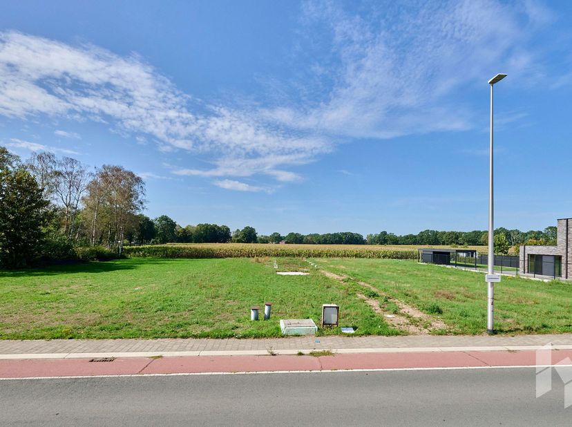 Grond te koop in Lindelsebaan 158,
                    3900 Overpelt