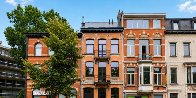 Bien professionnel à louer à Desguinlei 184, 2018 Antwerpen