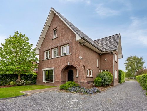                                         Maison à vendre à Meeswijk, € 669.000
