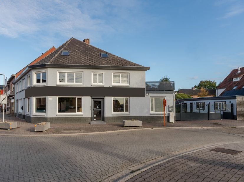 Huis te koop in Wal 1,
                    3930 Hamont