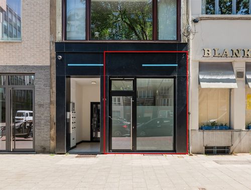                                         Rez-de-chaussée commercial à vendre à Antwerpen, € 349.000
