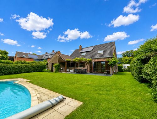                                         Villa te koop in Graty, € 479.000
