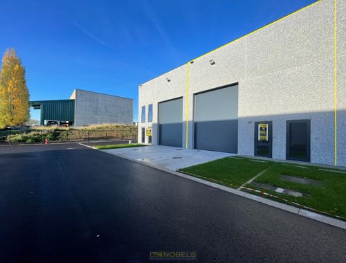                                         Commercieel Gebouw te huur in Nederbrakel, € 1.255

