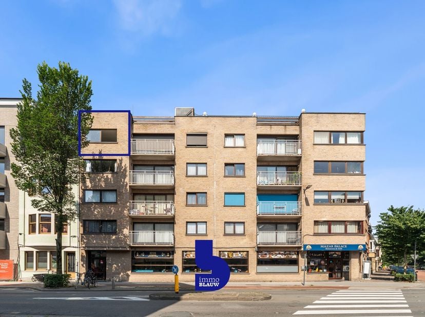 Ontdek dit ruime appartement in Oostende, een uitstekende opportuniteit voor zowel investeerders als eigen bewoners die op zoek zijn naar een betaalba