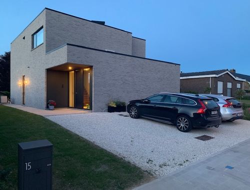                                         Villa te huur in Zwevegem, € 1.600
