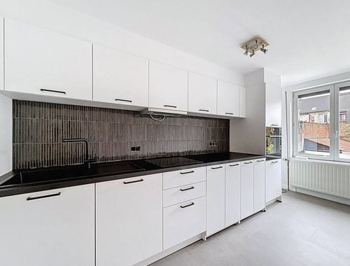                                         Duplex te huur in Antwerpen, € 1.295
