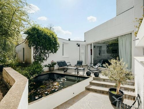                                        Woning te koop in Sint-Genesius-Rode, € 1.395.000
