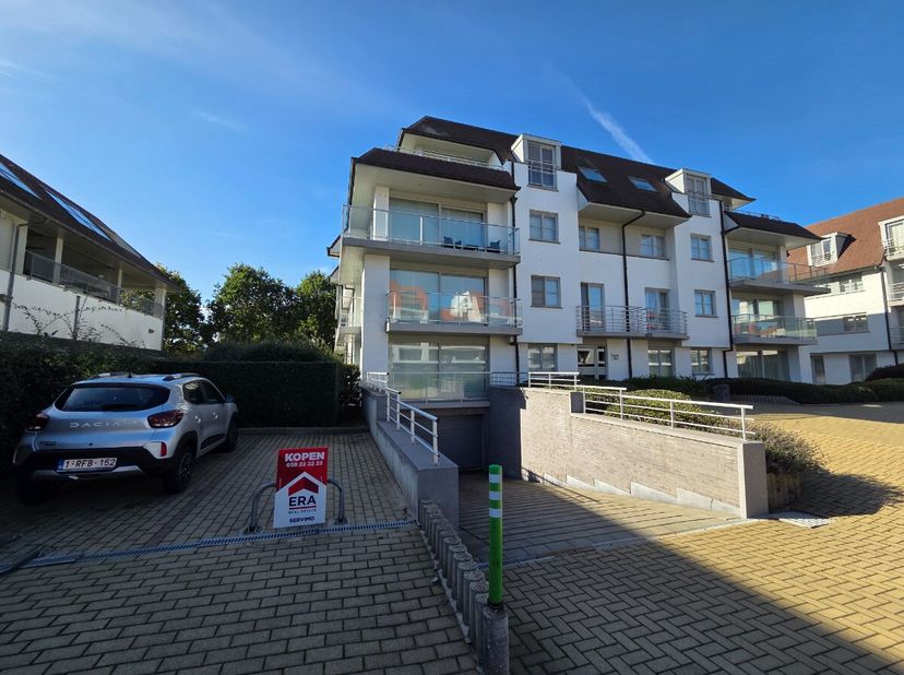 Garage te koop in Albert I laan 95B bus Zilthof P7,
                    8620 Nieuwpoort