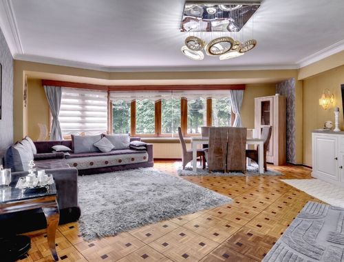                                         Appartement te koop in Koekelberg, € 290.000
