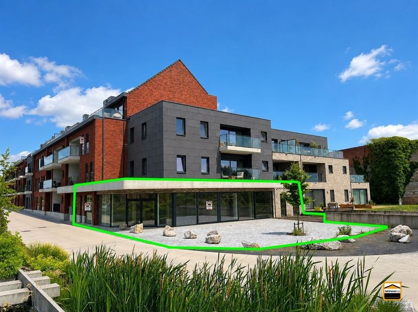 Bedrijfsvastgoed te koop in Stroopplein 2,
                    3840 Borgloon