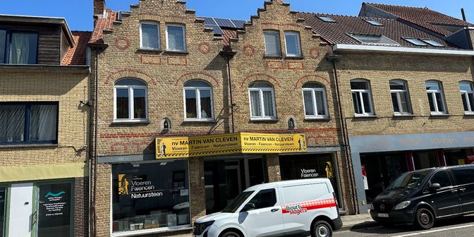 Bedrijfsvastgoed te huur in Veurnestraat 15, 8660 De Panne