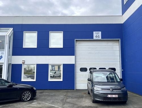                                         Bedrijfsgebouw te huur in Drongen, € 1.716,67
