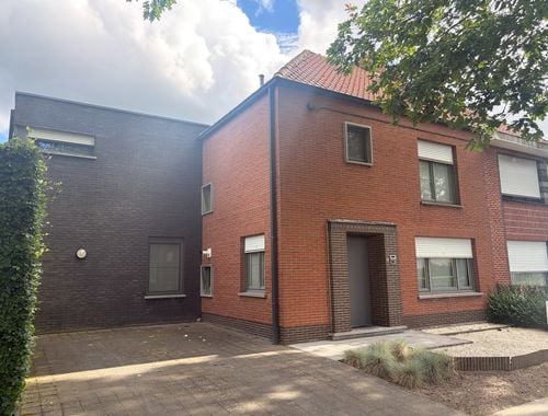                                         Woning te huur in Lembeke, € 1.100
