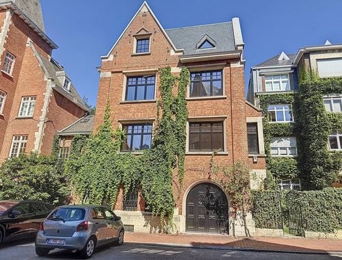                                         Maison à vendre à Ixelles, € 2.350.000
