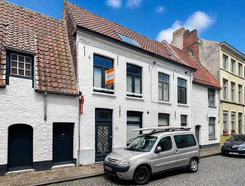                                         Woning te huur in Brugge, € 975
