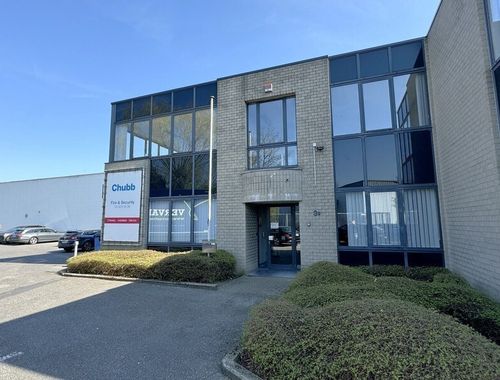                                         Bedrijfsgebouw te huur in Aartselaar, € 4.930,65
