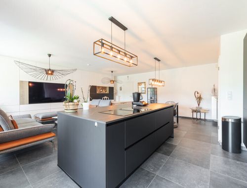                                         Appartement te koop in Cérexhe-Heuseux, € 389.000
