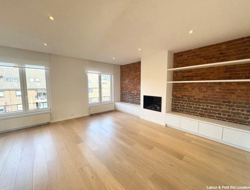                                         Appartement à louer à Auderghem, € 1.575
