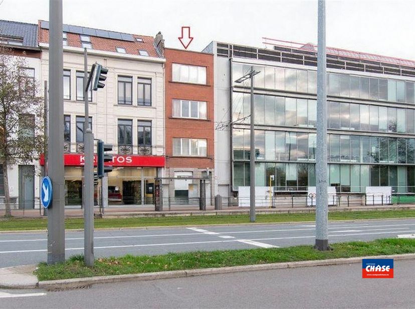 ANTWERPEN - ZUID | OPBRENGSTEIGENDOM BESTAANDE UIT VIER APPARTEMENTEN OP EEN ZEER GUNSTIGE LIGGING OP HET ZUID| EPC D en C |<br />
indeling als volgt