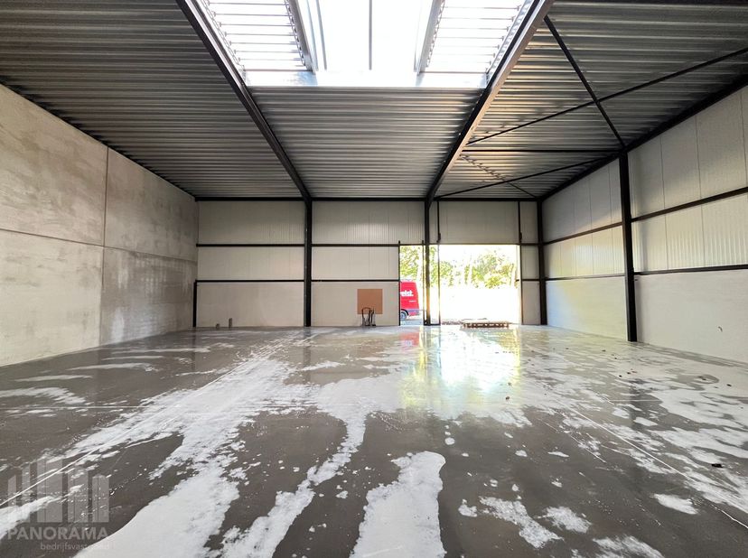 Bien professionnel à louer à Wettersesteenweg 104,
                    9520 Sint-Lievens-Houtem