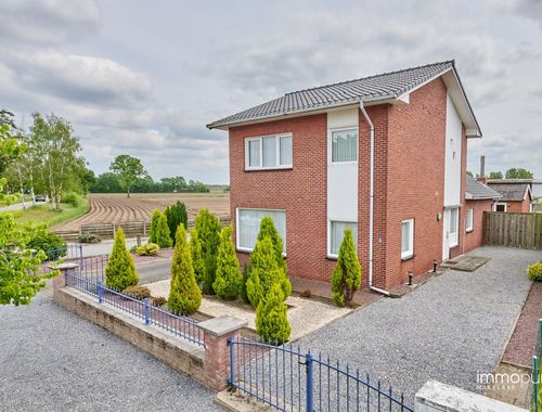                                         Woning te koop in Hamont, € 365.000
