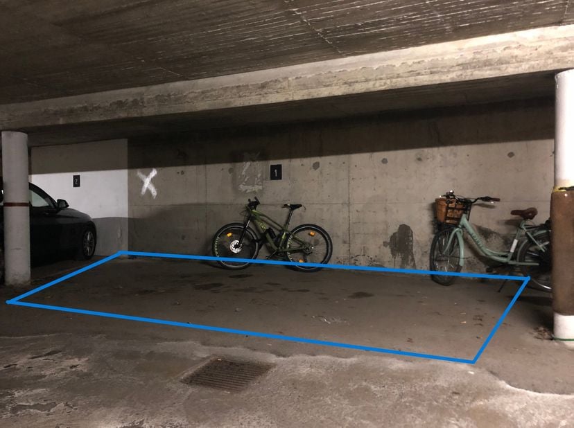 Garage te koop in Alfred Oststraat 2-16,
                    2140 Borgerhout