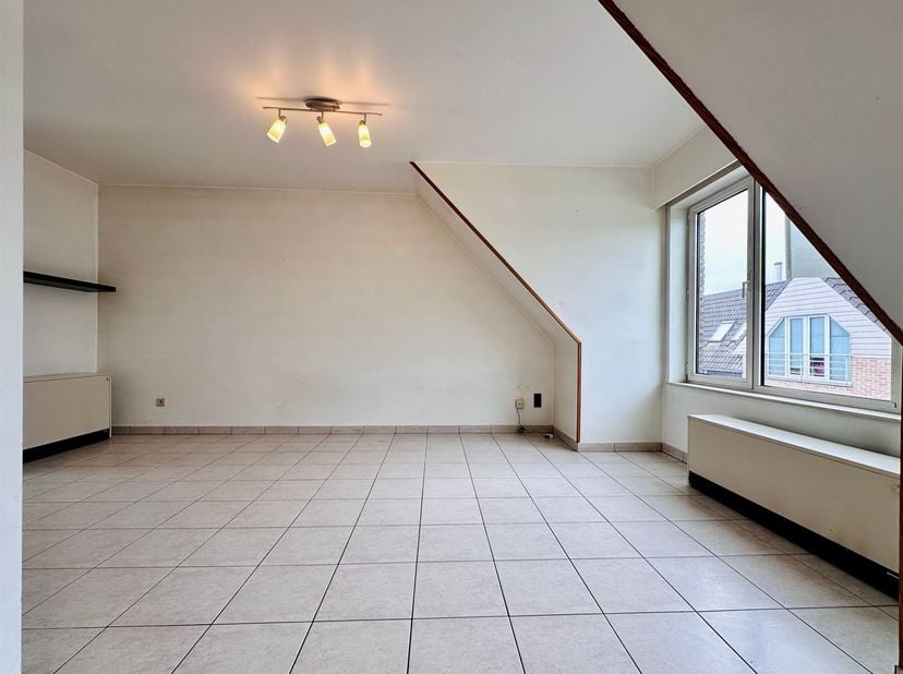 Gezellig 1-slaapkamerappartement met terrasje in Sint-Gillis bij Dendermonde<br />
Dit gezellige appartement bevindt zich op de 3de verdieping van ee