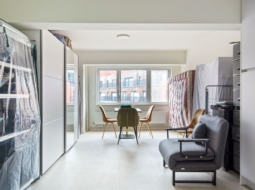 Deze studio is gelegen op wandelafstand van het station van Mechelen. Deze studio heeft een uitstekende bereikbaarheid vlakbij de ring van Mechelen en