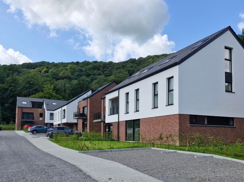 Appartement te koop
                    in 5170 Profondeville