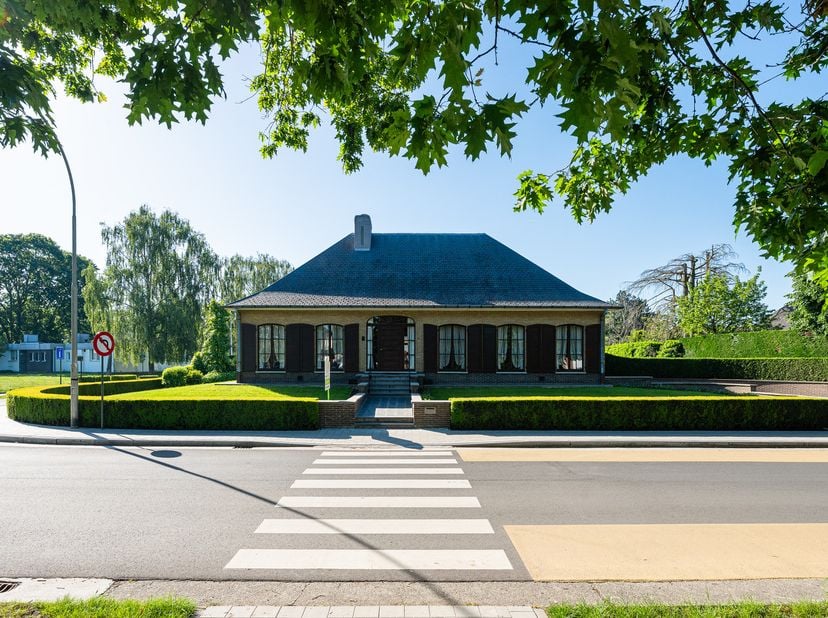 Huis te koop in Geraniumlaan 1,
                    9900 Eeklo
