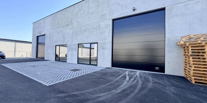 Bien professionnel à louer à Emiel Clausstraat 41D, 8793 Sint-Eloois-Vijve