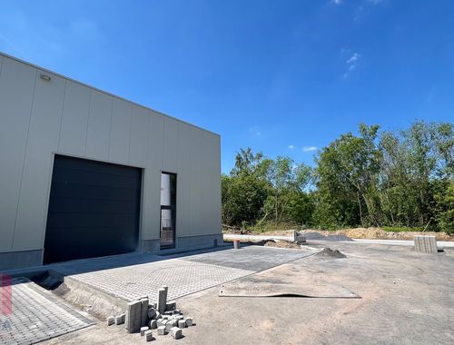                                        Bedrijfsgebouw te koop in Genk, € 553.500
