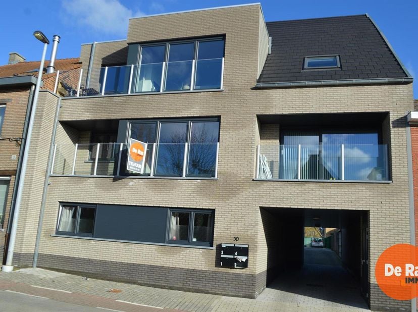 Appartement à louer
                    à 9420 Burst