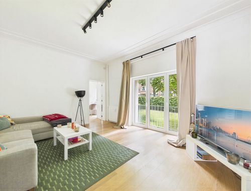                                         Appartement à louer à Ixelles, € 1.800
