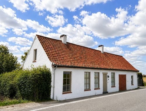                                         Maison à louer à Alveringem, € 850

