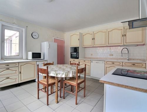                                         Woning te koop in Nieuwkerke, € 160.000
