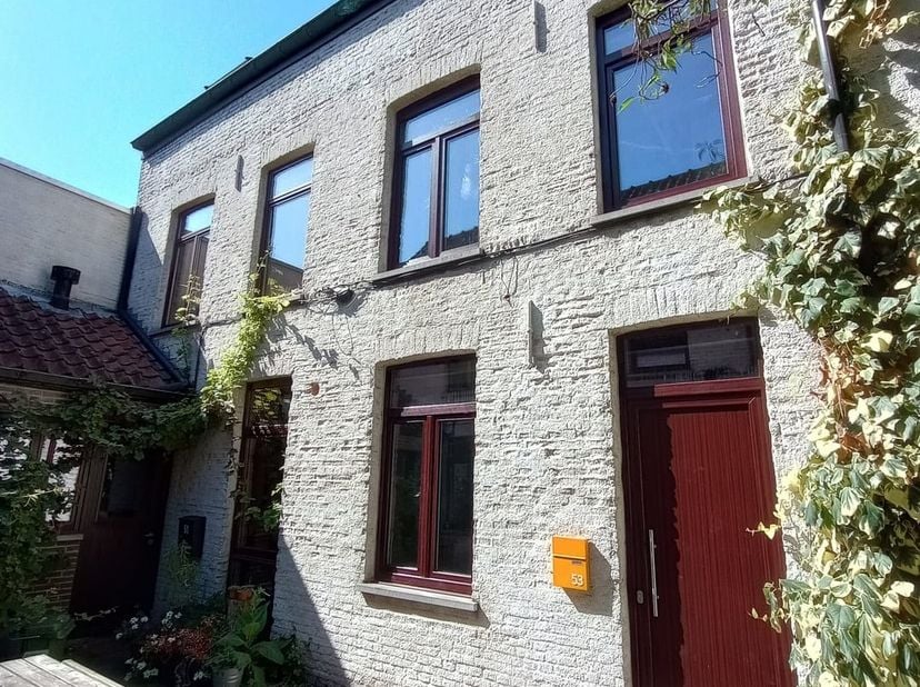 Huis te koop in Krijgsgasthuisstraat 53,
                    9000 Gent