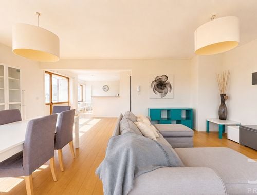                                         Appartement te koop in Schaarbeek, € 400.000
