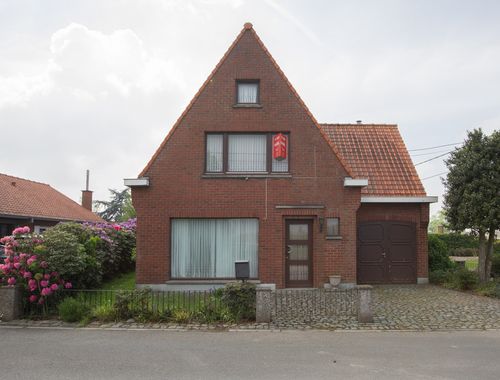                                         Woning te koop in Ichtegem, € 209.000
