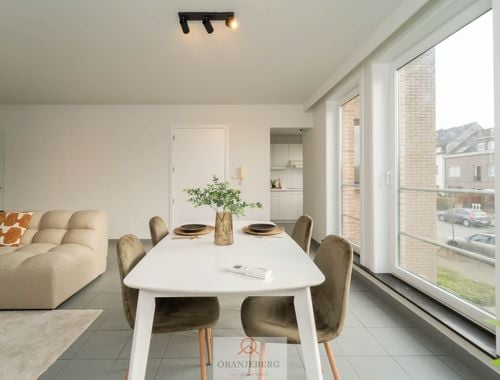                                         Appartement à louer à Gent, € 915
