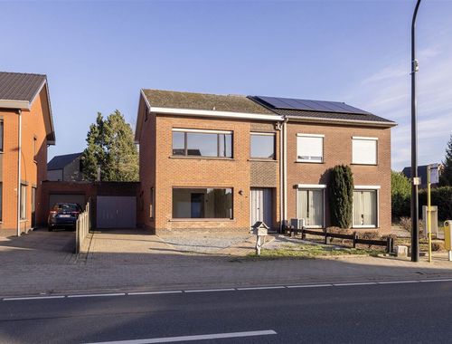                                         Maison unifamiliale à vendre à Lille, € 295.000
