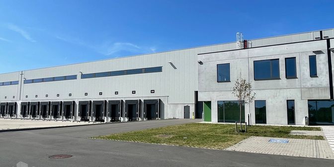 Bedrijfsvastgoed te huur in Koffieweg 50, 8380 Zeebrugge